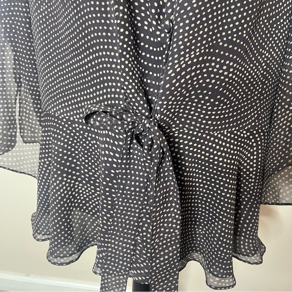 Adrianna Papell Women’s Brown Tan Polka Dot V~Neck Tie Ruffle Silk Blouse Sz 16W - Picture 5 of 8